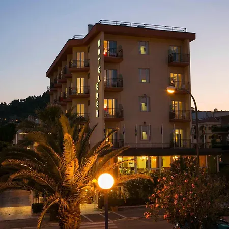 Hotel Eden 3*