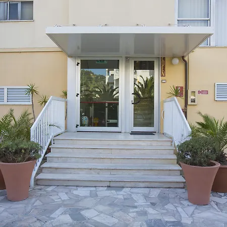 Hotel Eden