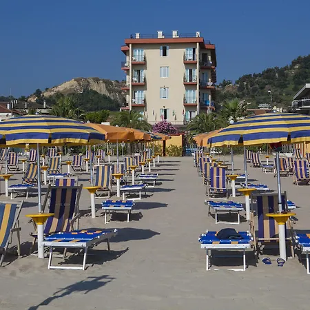 Hotel Eden 3*