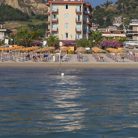 Hotel Eden