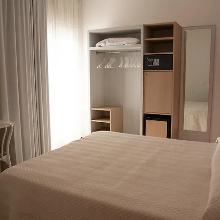 Ξενοδοχείο Eden 3*