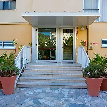 Hotel Eden 3*